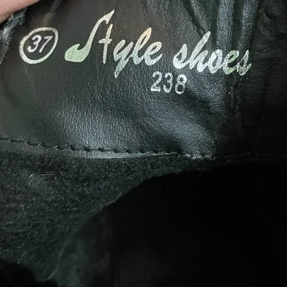 Multi-textured black booties - Picture 12 of 16